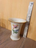 Meissen Vase mit bunten Blumen Motiv Niedersachsen - Gehrden Vorschau