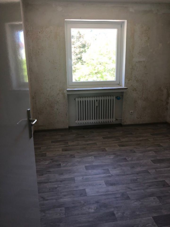 3 ZKB Wohnung mit Balkon in Baunatal am Baunsberg ( BTL-DBS28-3L ) in Baunatal