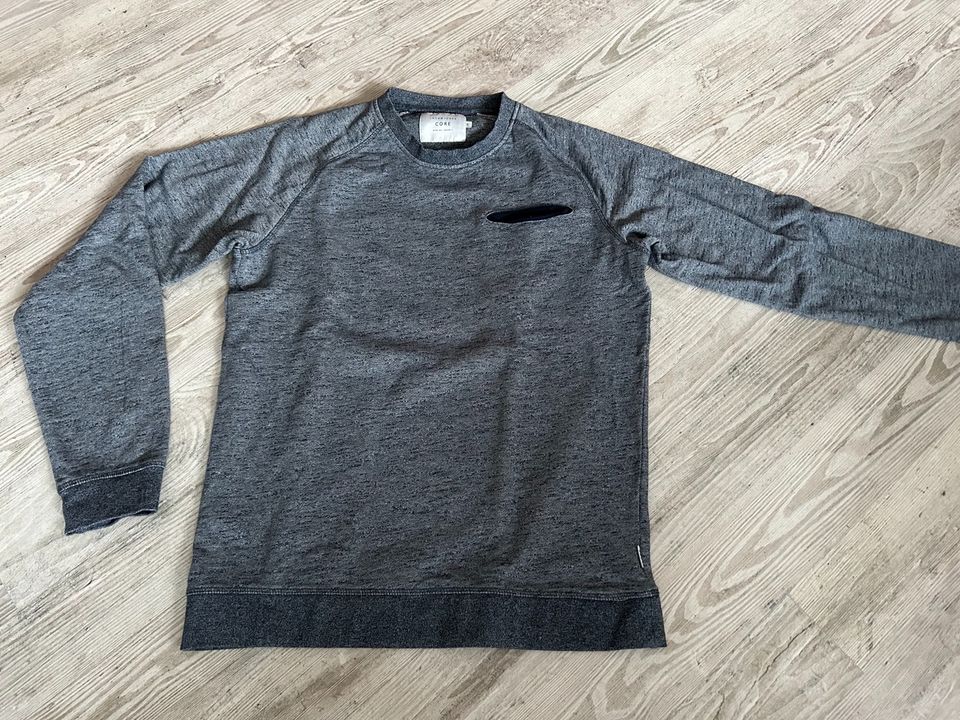 Jack&Jones Sweatshirt Gr. M mit Brusttasche blau melliert in Salzgitter