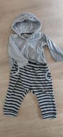 Set Strickjacke Hose 100% organic Cotton Baumwolle grau 86 H&M Niedersachsen - Buxtehude Vorschau