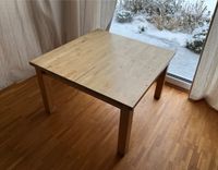 Ikea Couchtisch Kindertisch Holz 74x74cm massiv Brandenburg - Löwenberger Land Vorschau