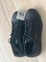 Puma Sportschuhe Neue gr.40 schwarz Hessen - Taunusstein Vorschau