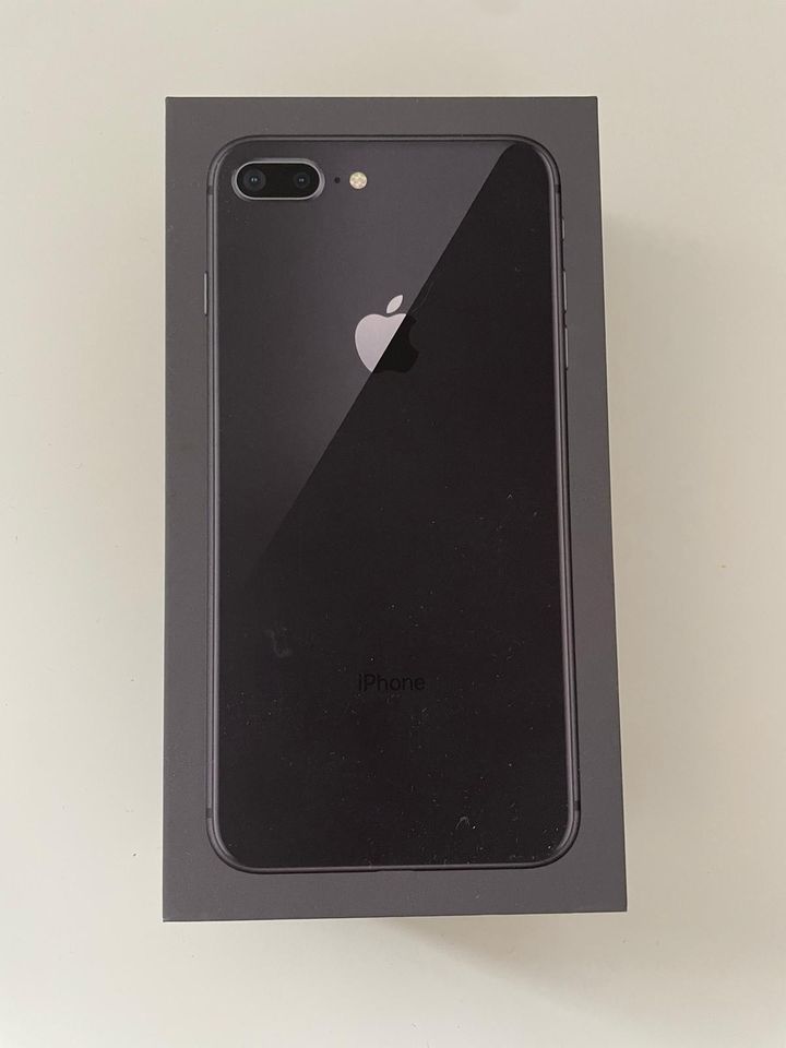 Apple iPhone 8 plus 256 GB, space gray, voll funktionsfähig in Sigmaringendorf