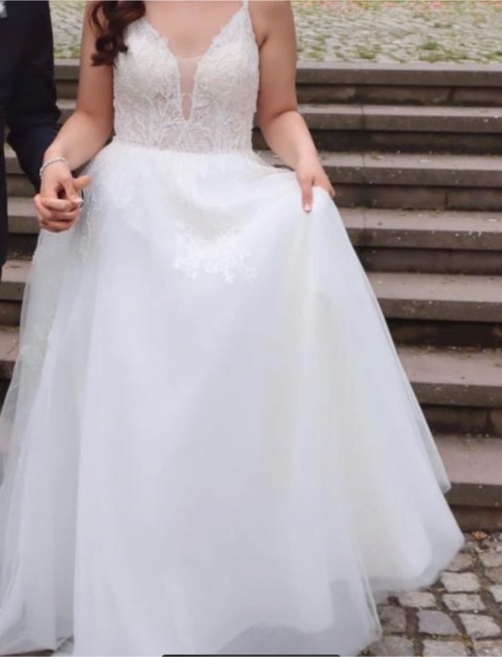 Hochzeitskleid Brautkleid Standesamtkleid mit Strasssteinen in Berlin