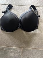 Hunkemöller Vollschalen BH 70E Sachsen-Anhalt - Köthen (Anhalt) Vorschau