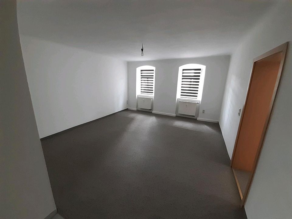 62m², 2 Zimmer-Erdgeschoss-Wohnung mit Wohnküche in Zittau