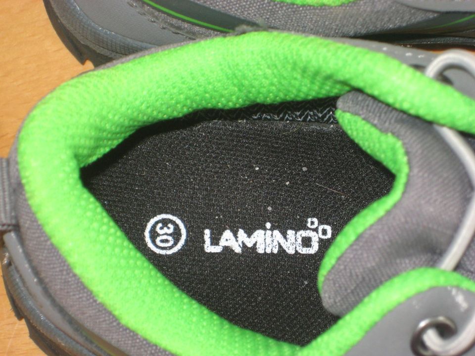 Ein Paar Sneaker von Lamino in Gr. 30 für Jungen in Vienenburg