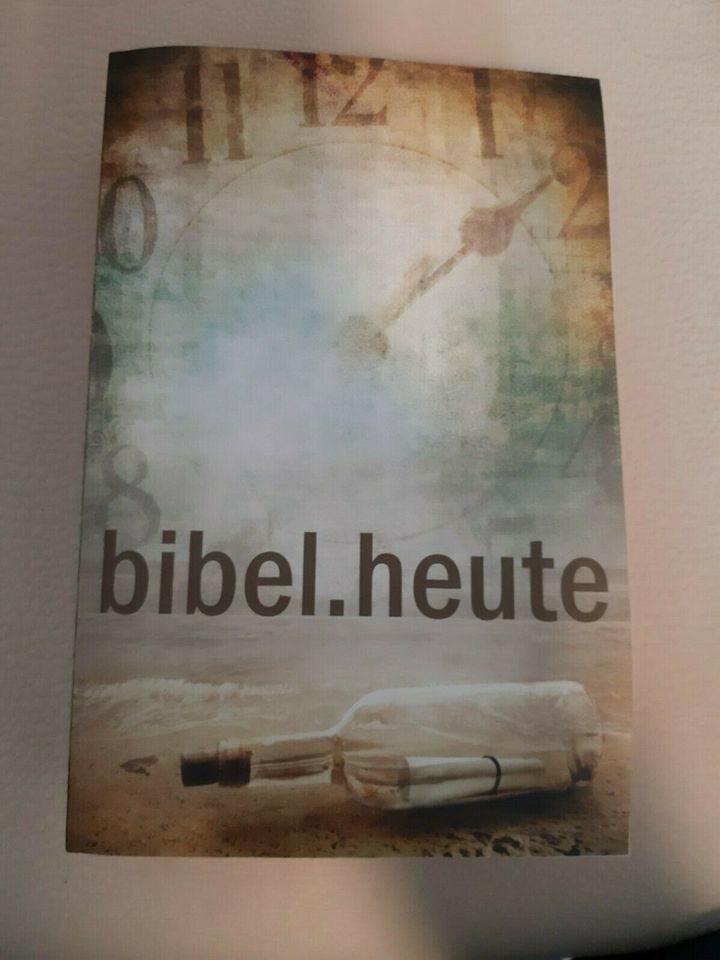 Die Bibel - Altes und Neues Testament (neu) in Münzenberg