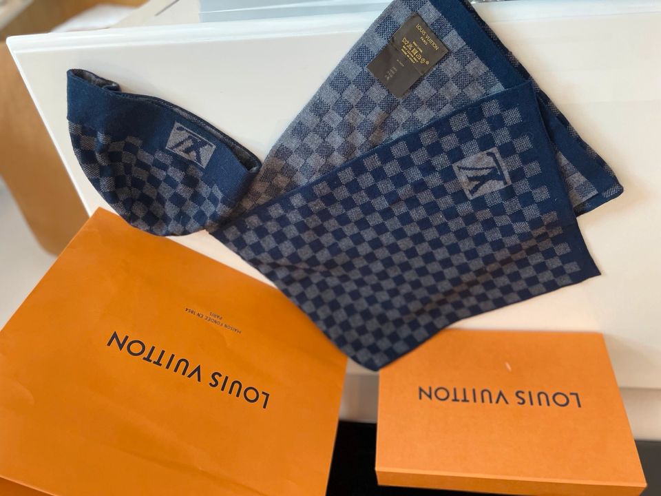 Louis Vuitton Mütze und Schal Set