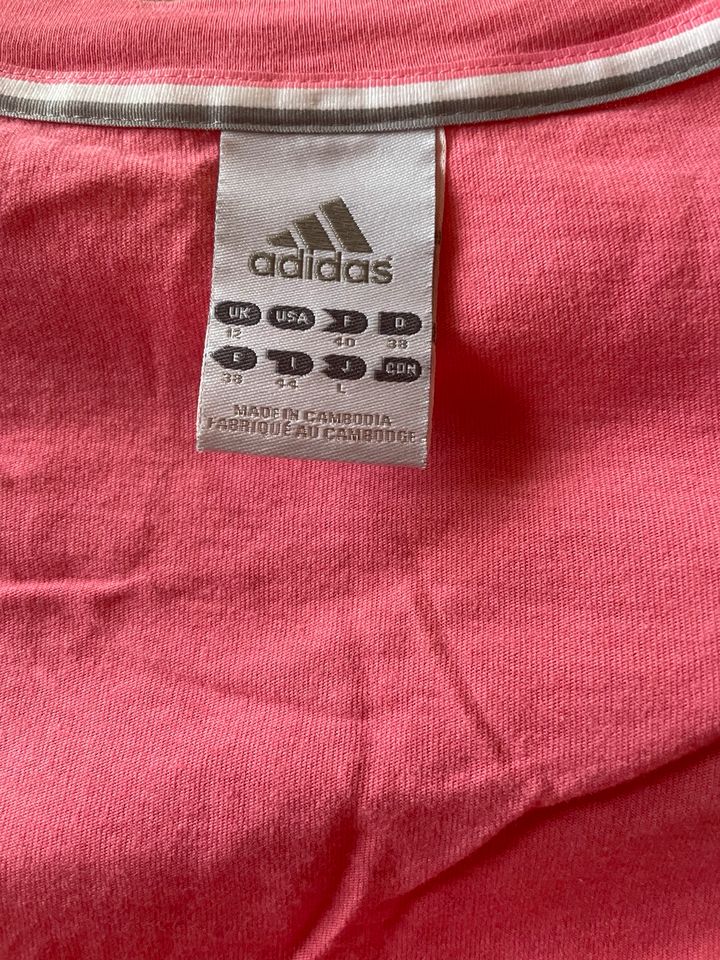 Adidas T-Shirt, Gr. S/M in Erfurt