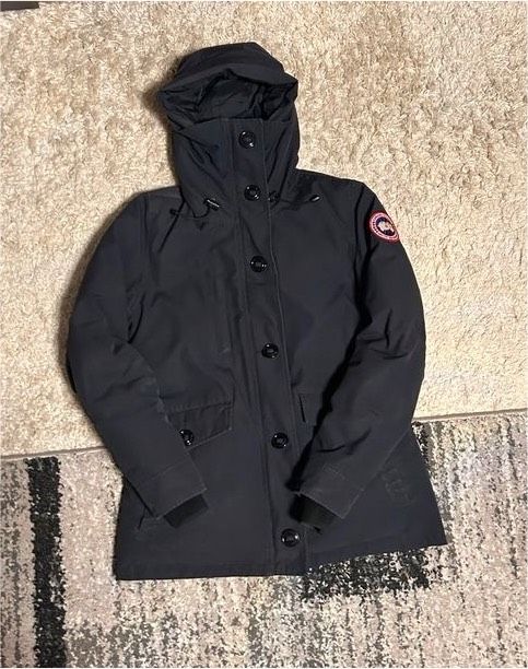 Canada Goose montebello damen Daunenparka Matel Jacke in Hamburg