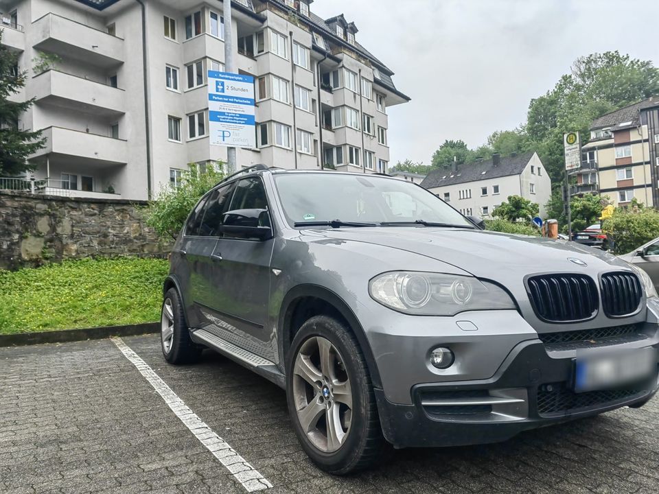 BMW X5 E70 Möglich Tausch in Bergisch Gladbach