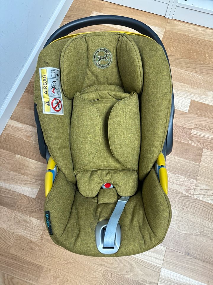 Cybex Z I-Size Plus/ Mustard Yellow in Düsseldorf