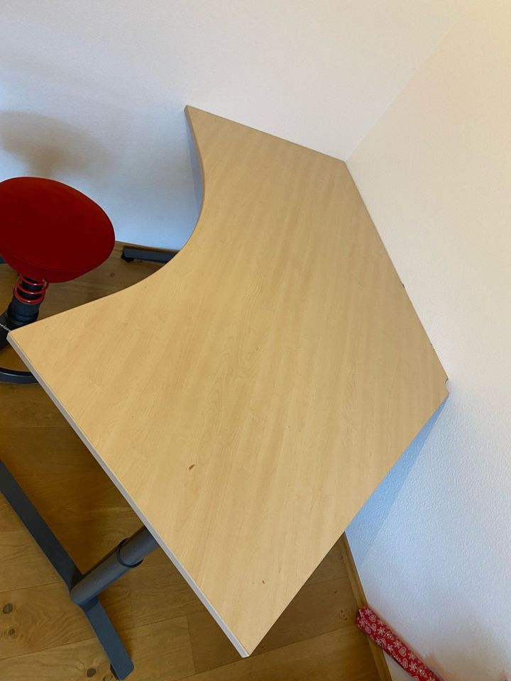 Professioneller Schreibtisch - 3 Stück in Herdwangen-Schönach