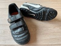 Fußballschuhe Nike Tempo Größe 30 schwarz Nordrhein-Westfalen - Lennestadt Vorschau