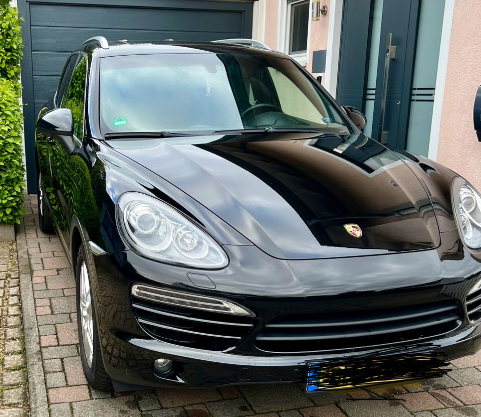 Porsche Cayenne Diesel Vollausstattung AHK in Nörvenich