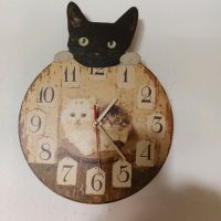 Wanduhr (Katzen) mit Batterie Nürnberg (Mittelfr) - Südoststadt Vorschau