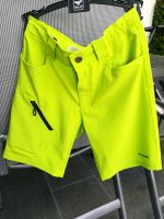 neuwertige Short neongrün Gr.146 Rossi TOP ZUSTAND NP33€ Bayern - Vilsbiburg Vorschau