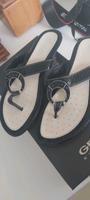 Geox Neu mit Karton schwarz Sandalen 38 Leder Lack Niedersachsen - Oldenburg Vorschau