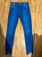 Jeans Skinny Röhre Primark 38 NEU blau Nordrhein-Westfalen - Gelsenkirchen Vorschau