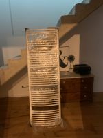 Badheizkörper Handtuchwärmer weiß rund gebogen 1850 x 600mm Nordrhein-Westfalen - Ratingen Vorschau