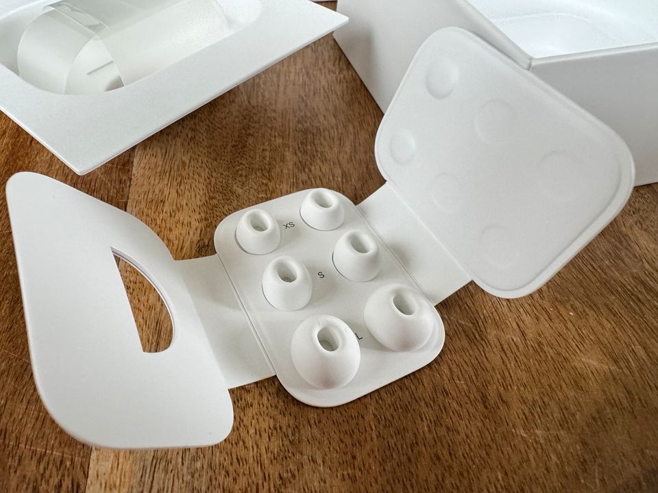 Original-Verpackung Apple AirPods Pro 2. Gen. in Hamburg