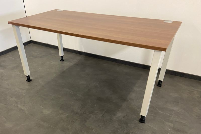 Assmann Bürotisch Schreibtisch Tisch 160x80 braun cremeweiß in Großwallstadt