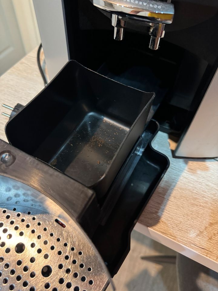 Kaffeevollautomat Jura Impressa F50 in Steingaden