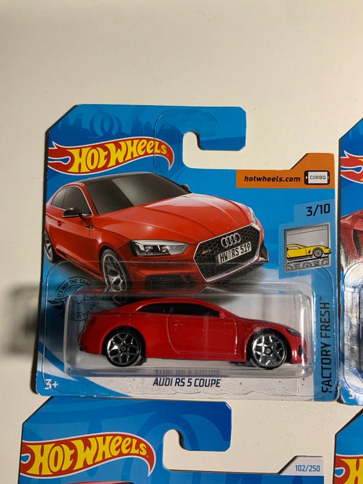 Hot Wheels Audi 87 quattro, RS 5 Coupe, R8 Spyder, 94 Avant RS2 in Magdeburg