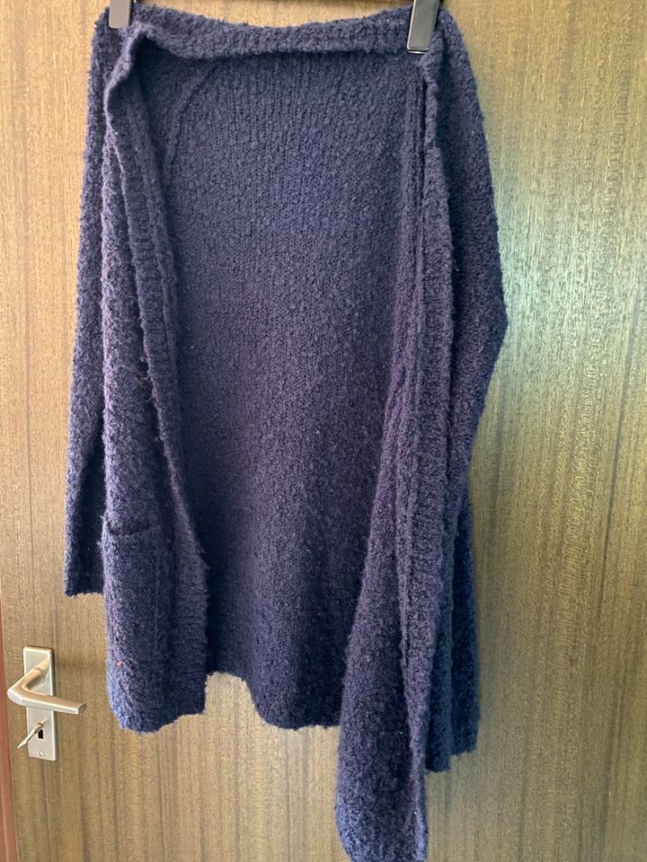 Kuscheliger Cardigan in Überherrn