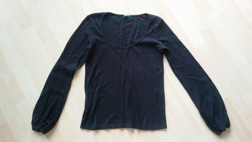 BENETTON schwarzer Pullover schwarz Größe M L 40 42 in Zell am Main