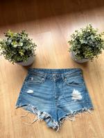 H&M Shorts Jeansshorts High Waist blau Gr.38 Hessen - Borken Vorschau