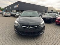Opel Astra J Lim. Energy Licht-Paket/PDC/Bluetooth Nordrhein-Westfalen - Oberhausen Vorschau