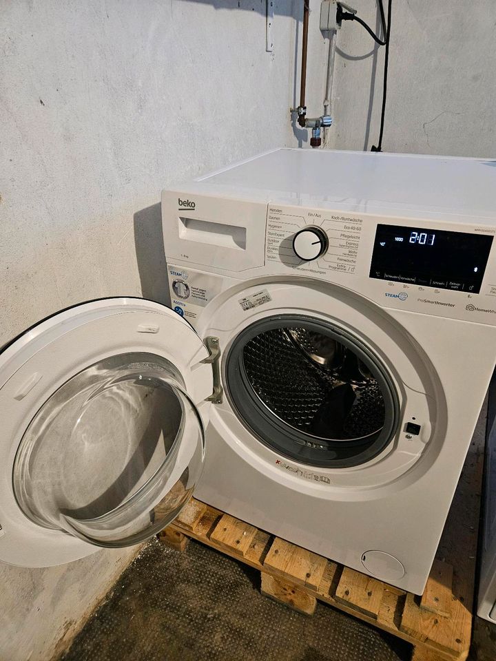 Beko Waschmaschine 8kg (WMY81466ST1) in Trier