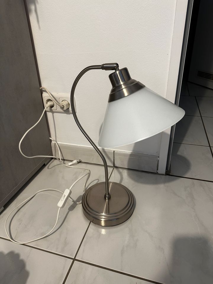 Lampe Beistelltisch Tischlampe in Hamburg