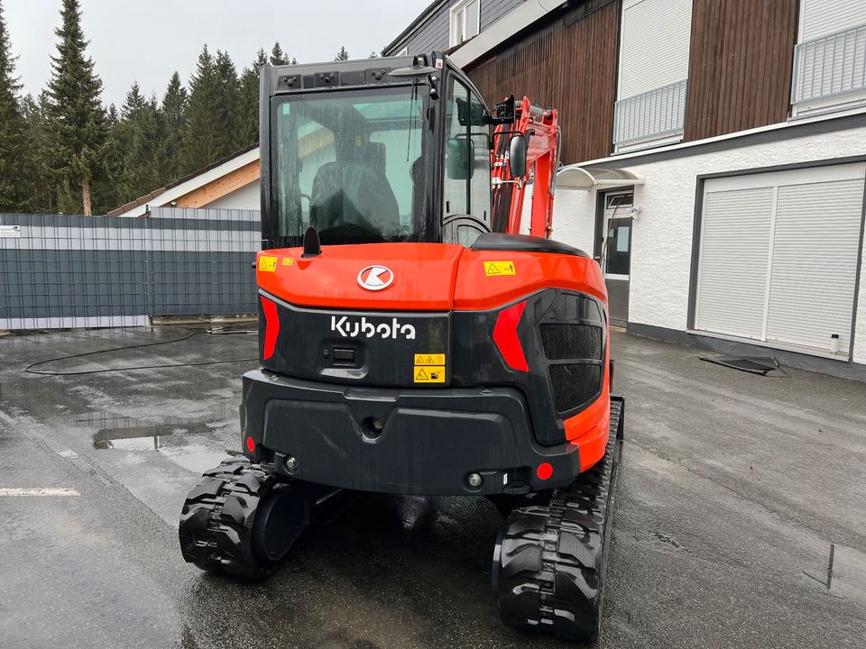 Kubota Minibagger 6 Tonnen KX060-5 in Schulenberg