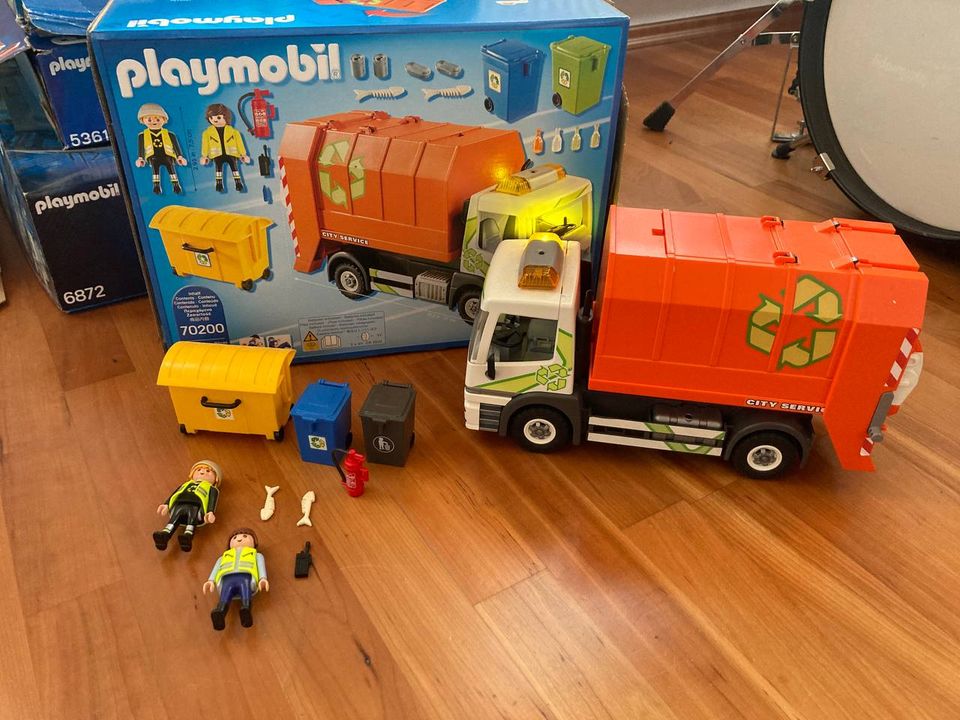 Playmobil 9466 City Action Feuerwehr Unimog Truck Licht + Sound in Römhild