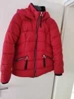 Schöne warme Winterjacke größe 42 in rot schwarz Bayern - Ingolstadt Vorschau