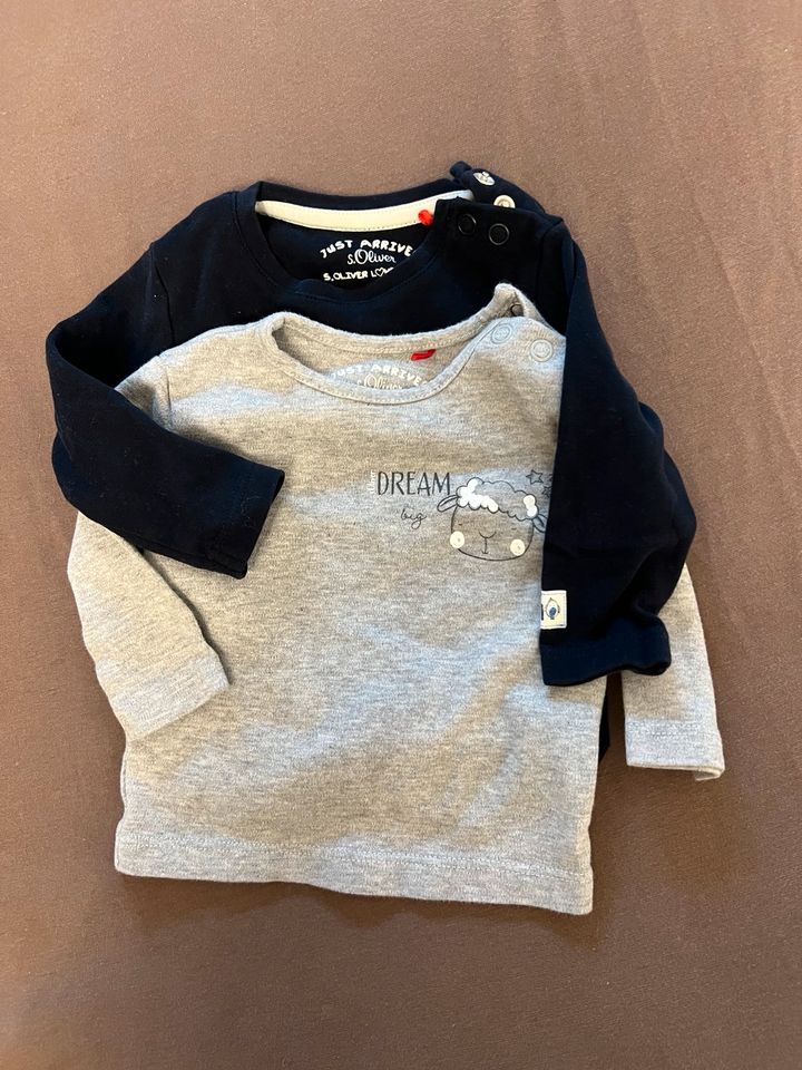 Babykleidung Hr. 50 56 62 68 Junge Unisex in Düsseldorf