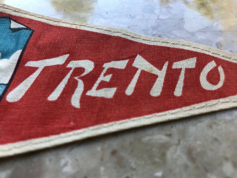 Trient Wimpel Trento Italien Souvenir Oldtimer Lambretta LI J 50 in Duisburg