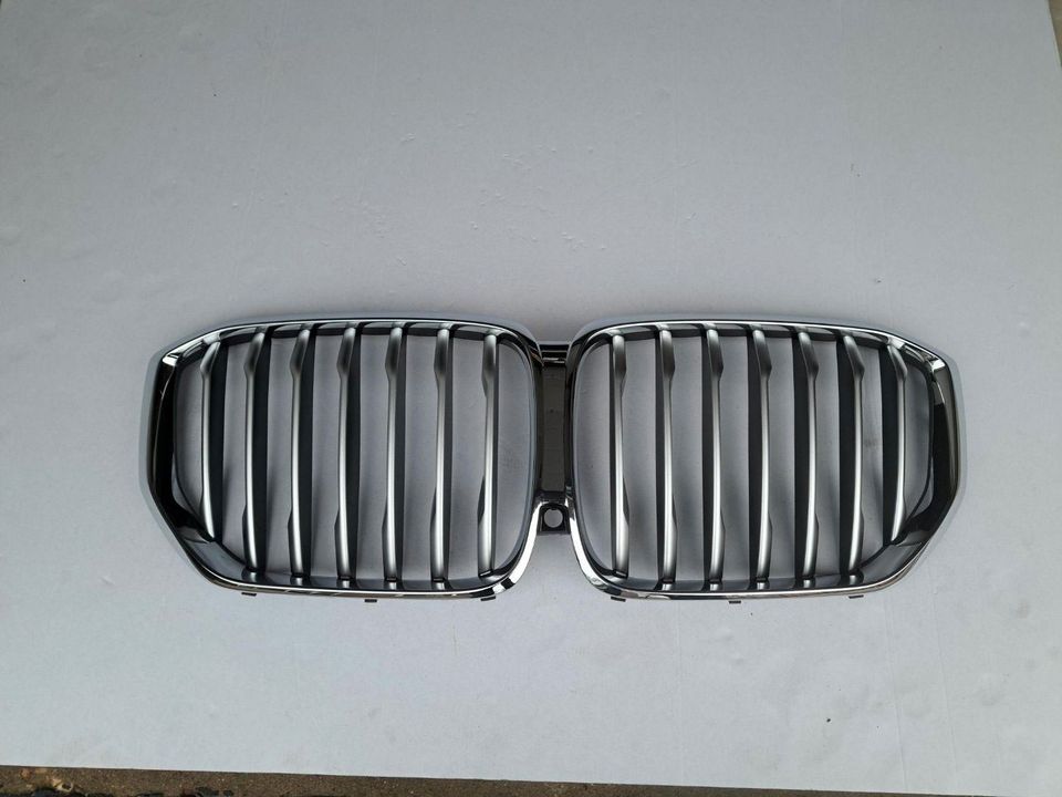 Original  BMW X5 G05 Frontgrill Kühlergrill Niere Kamera  Chrom in Twist