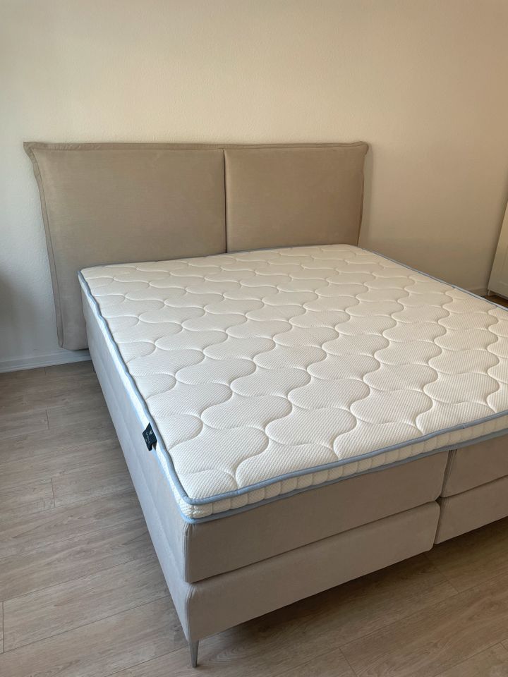 Swiss Sense - Cuscino Boxspringbett 180 x 200 cm - Neu 12/23 in Hamburg