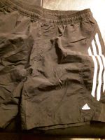 Junge Adidas Badeshort gr.176 schwarz Köln - Nippes Vorschau