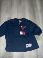 Tommy hilfiger t-shirt mit chicago bulls backprint Niedersachsen - Goslar Vorschau