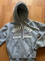 Hollister Sweatshirtjacke grau Gr. 128 Mega top Zustand Dresden - Laubegast Vorschau