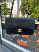 reserviert * CHANEL Timeless Small Schwarz Lammleder Gold Hamburg-Nord - Hamburg Uhlenhorst Vorschau