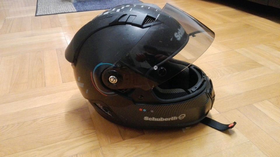 SUCHE Schuberth SR1 Helm Gr. S oder M  Gebraucht oder Verunfallt in Neckarsulm