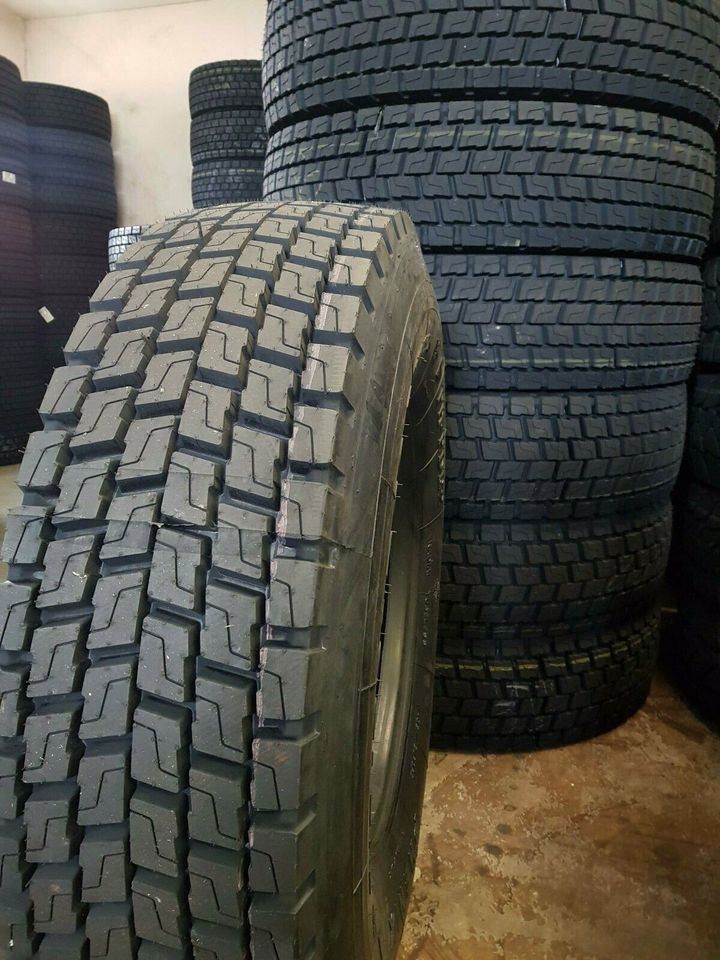 NEURUNDERNEUERT 315/80R22,5 PHENIX PH-PDE2 3PMSF 156/150 K in Aichach