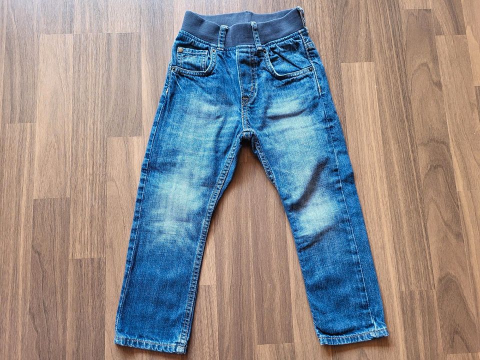 Kleiderpaket, Größe 98/104, Jeans, Hemd, Kinderkleidung in Bergtheim (Unterfranken)