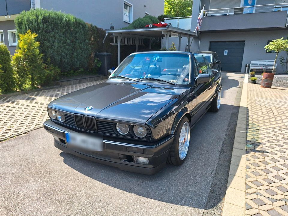 BMW e30 320i Cabrio in Lüdenscheid
